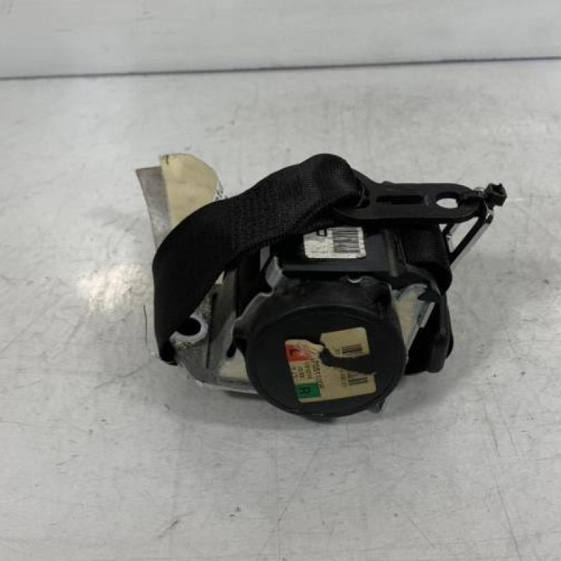 Ceinture arriere gauche BMW SERIE 1 E87 Photo n°3