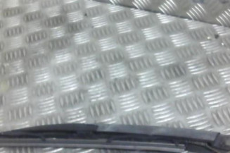 Bras essuie glace arriere TOYOTA COROLLA VERSO 2
