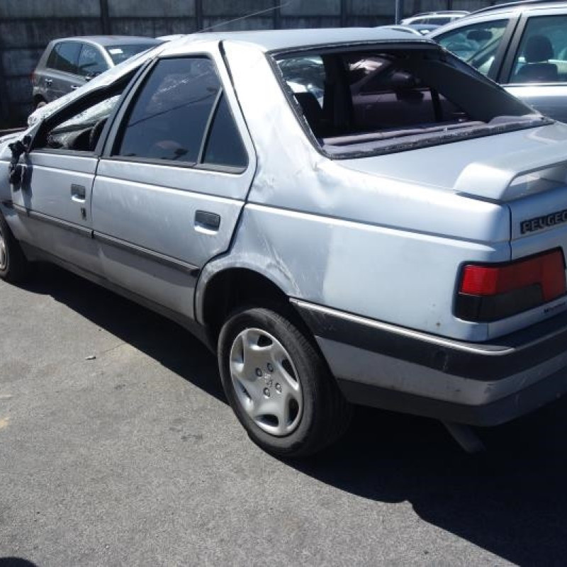 Ceinture arriere gauche PEUGEOT 405 Photo n°7