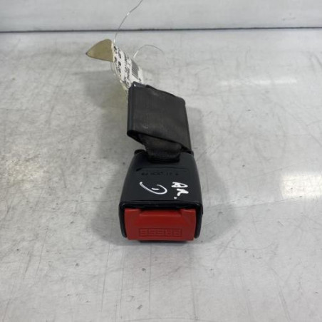 Attache ceinture arriere droit CITROEN XANTIA Photo n°1