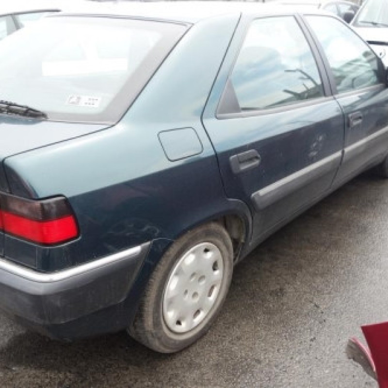 Verin de coffre CITROEN XANTIA Photo n°5