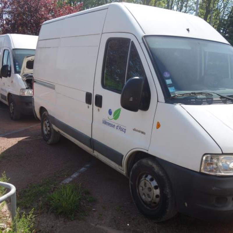Porte avant droit CITROEN JUMPER 2 Photo n°4
