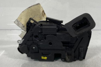 Serrure avant droit VOLKSWAGEN GOLF 6