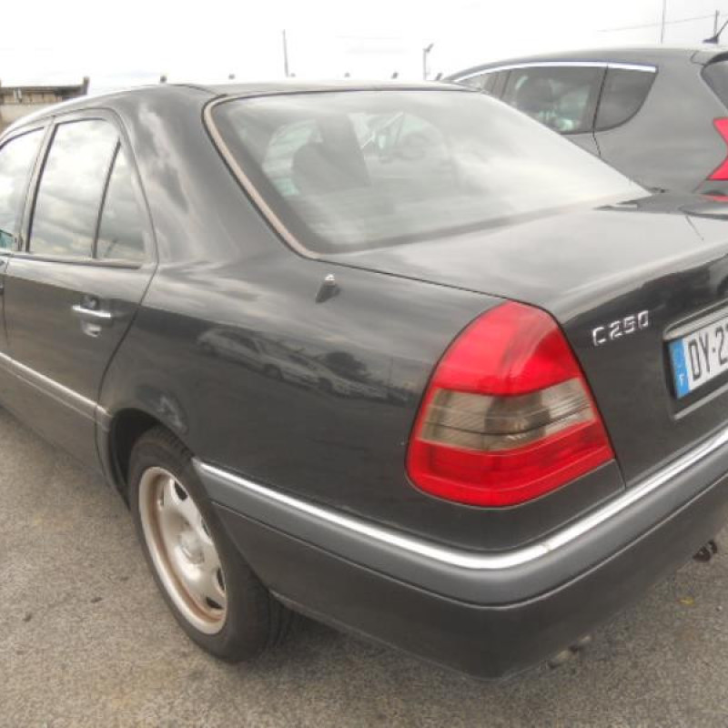 Trappe d'essence MERCEDES CLASSE C Photo n°7