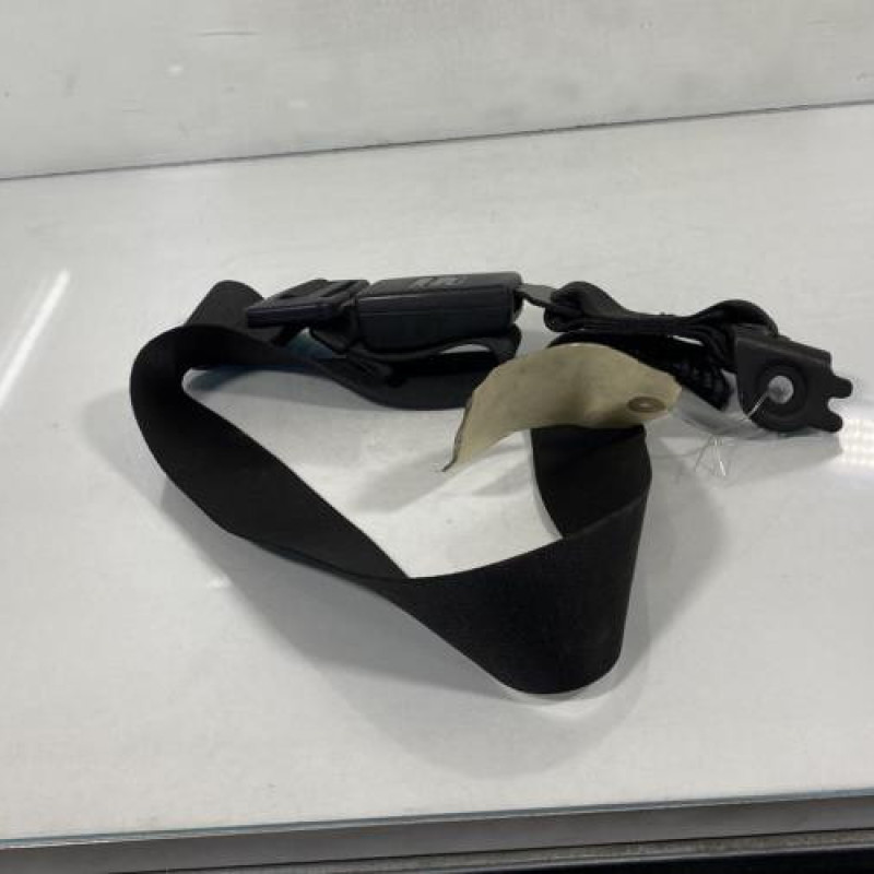 Attache ceinture arriere droit MERCEDES CLASSE C Photo n°3