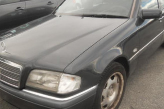 Attache ceinture arriere droit MERCEDES CLASSE C