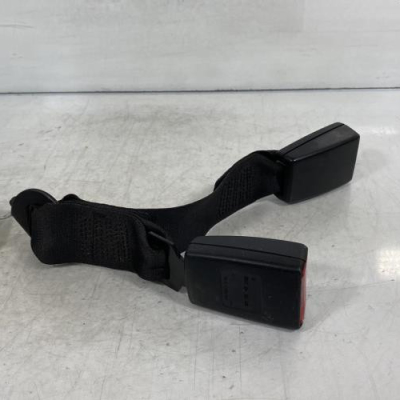 Attache ceinture arriere gauche MERCEDES CLASSE C Photo n°3