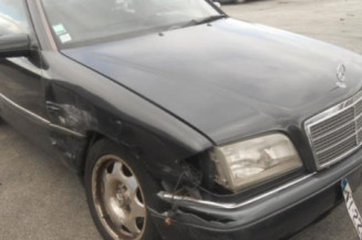 Pretensionneur de ceinture avant gauche MERCEDES CLASSE C