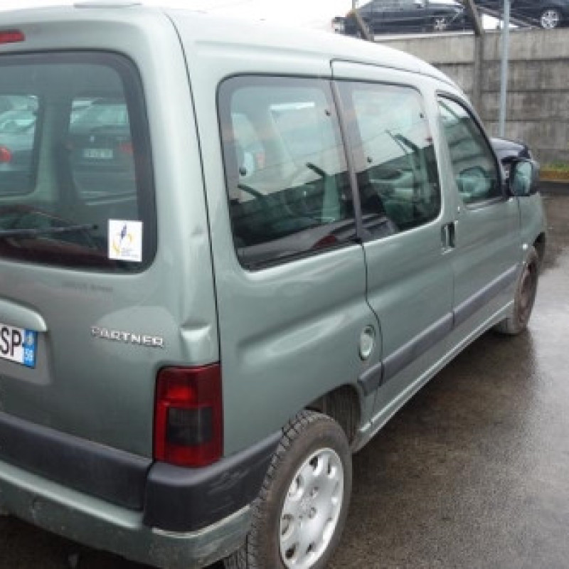 Attache ceinture arriere gauche PEUGEOT PARTNER 1 Photo n°6