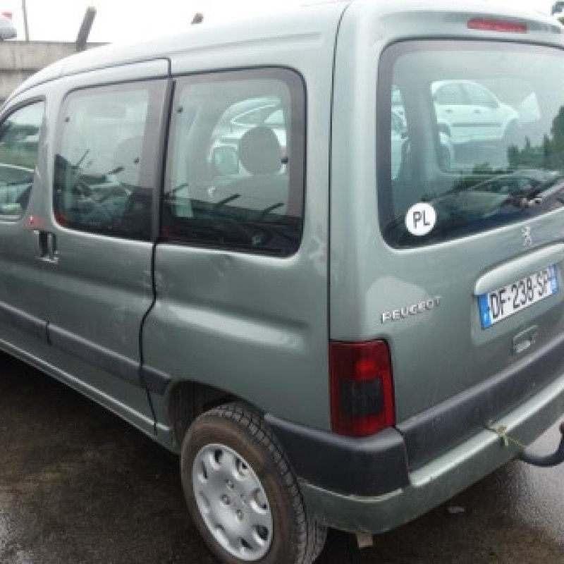 Attache ceinture arriere gauche PEUGEOT PARTNER 1 Photo n°7