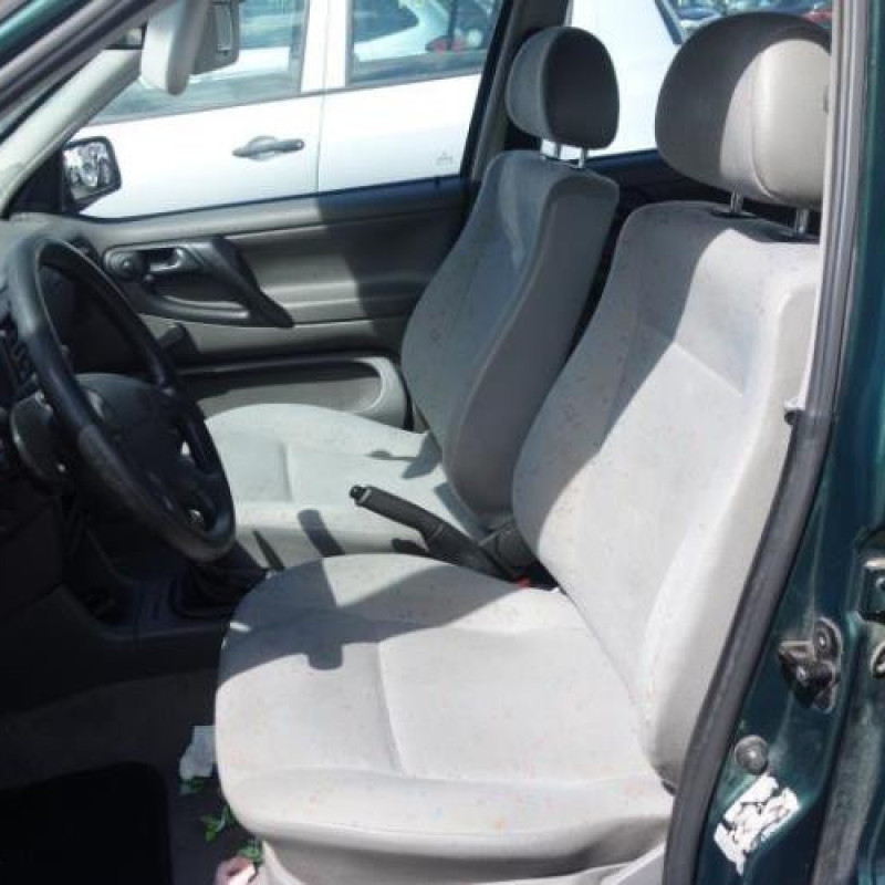 Porte arriere gauche VOLKSWAGEN POLO 3 Photo n°9
