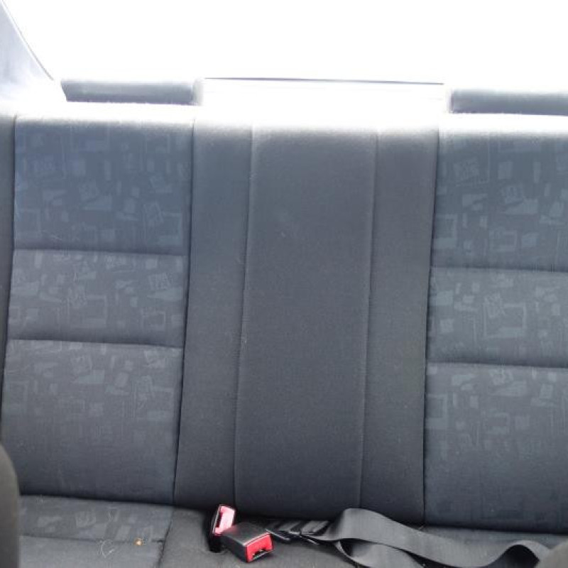 Pretensionneur de ceinture avant droit MERCEDES CLASSE C 202 Photo n°14