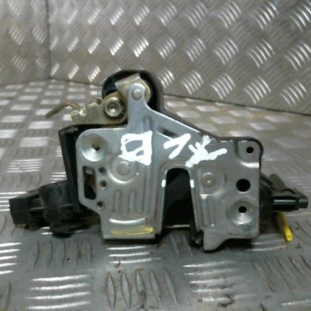 Serrure avant droit MERCEDES CLASSE C 202 Photo n°1