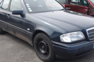 Serrure avant droit MERCEDES CLASSE C 202