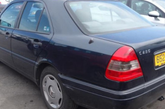 Serrure avant droit MERCEDES CLASSE C 202