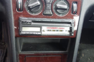Serrure avant droit MERCEDES CLASSE C 202
