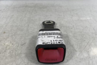 Attache ceinture arriere droit TOYOTA COROLLA VERSO 2 Photo n°1
