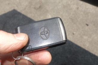 Ceinture arriere gauche TOYOTA COROLLA VERSO 2
