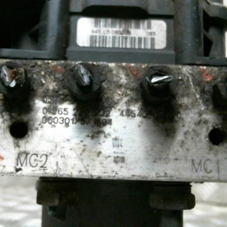 Bloc ABS (freins anti-blocage) TOYOTA COROLLA VERSO 2