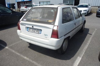Leve vitre mecanique avant droit CITROEN AX