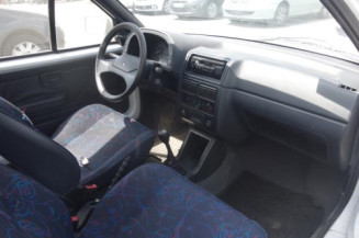 Leve vitre mecanique avant droit CITROEN AX