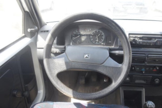 Leve vitre mecanique avant droit CITROEN AX