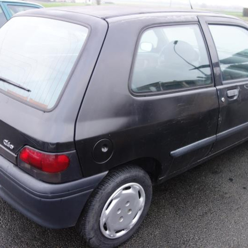 Pretensionneur de ceinture avant gauche RENAULT CLIO 1 Photo n°6