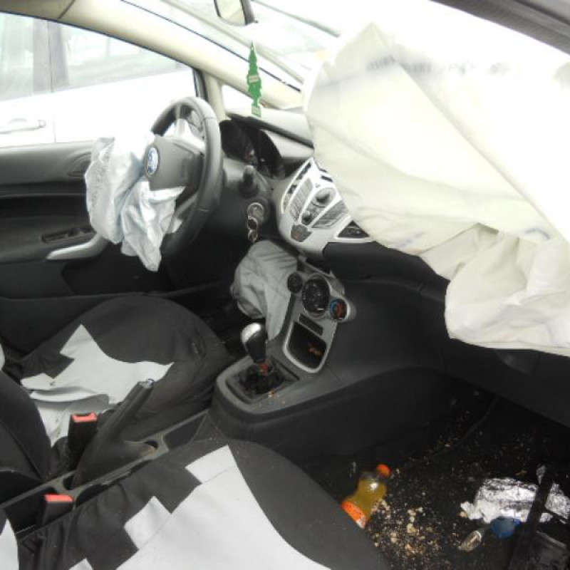 Amortisseur avant droit FORD FIESTA 6 Photo n°5