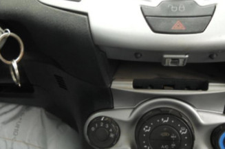 Amortisseur avant droit FORD FIESTA 6
