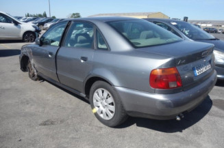 Serrure avant gauche AUDI A4 1