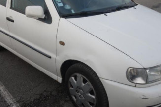 Vase de lave glace VOLKSWAGEN POLO 3