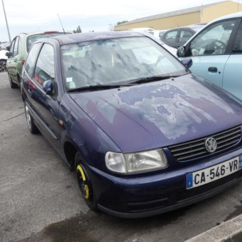 Ceinture arriere gauche VOLKSWAGEN POLO 3 Photo n°5