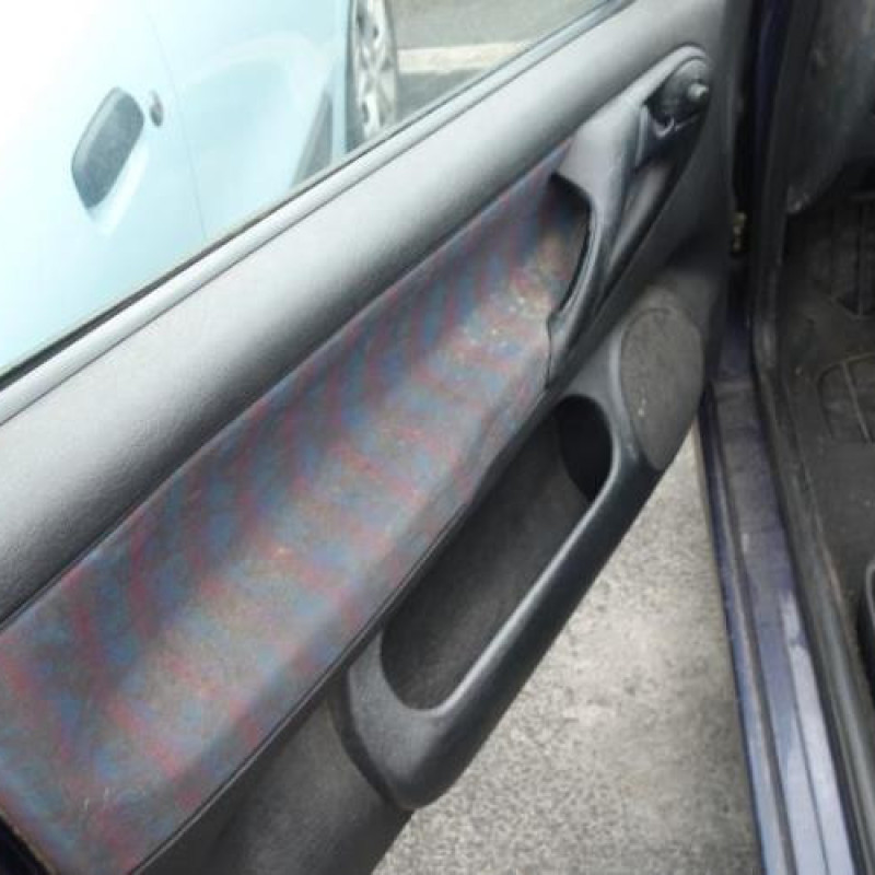 Ceinture arriere gauche VOLKSWAGEN POLO 3 Photo n°8