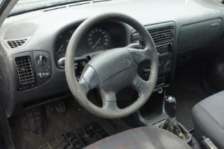 Ceinture arriere gauche VOLKSWAGEN POLO 3