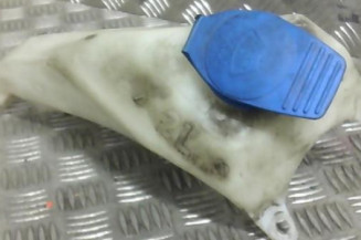 Vase de lave glace VOLKSWAGEN POLO 3 Photo n°1