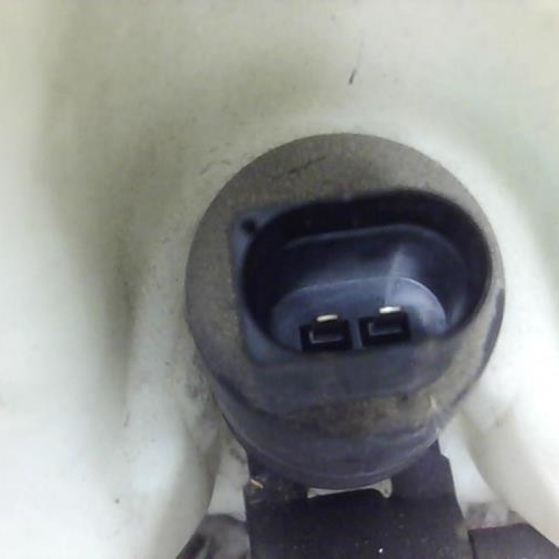 Vase de lave glace VOLKSWAGEN POLO 3 Photo n°2