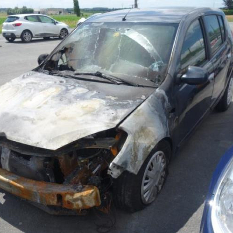 Pretensionneur de ceinture avant droit DACIA SANDERO 1 Photo n°4