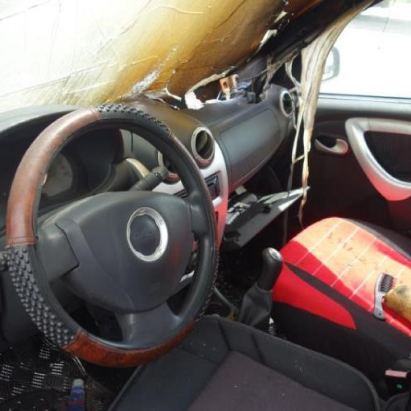 Pretensionneur de ceinture avant droit DACIA SANDERO 1 Photo n°9