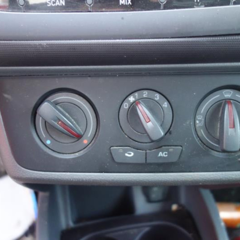 Serrure arriere gauche SEAT IBIZA 4 Photo n°9