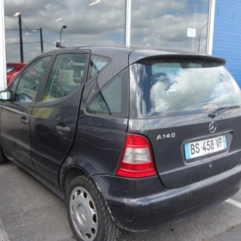 Capot MERCEDES CLASSE A 168 Photo n°6