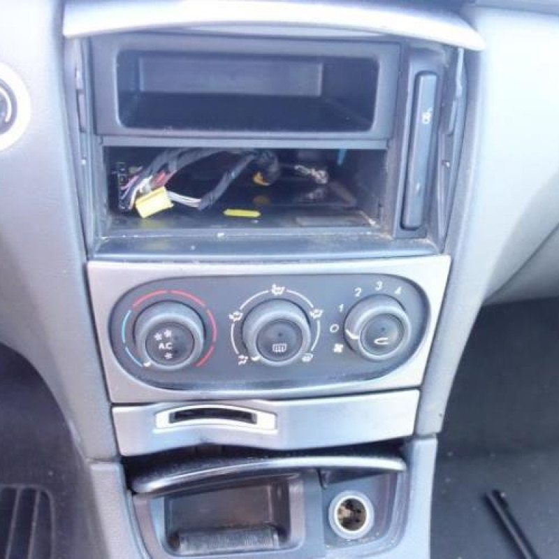 Porte avant gauche RENAULT LAGUNA 2 Photo n°11