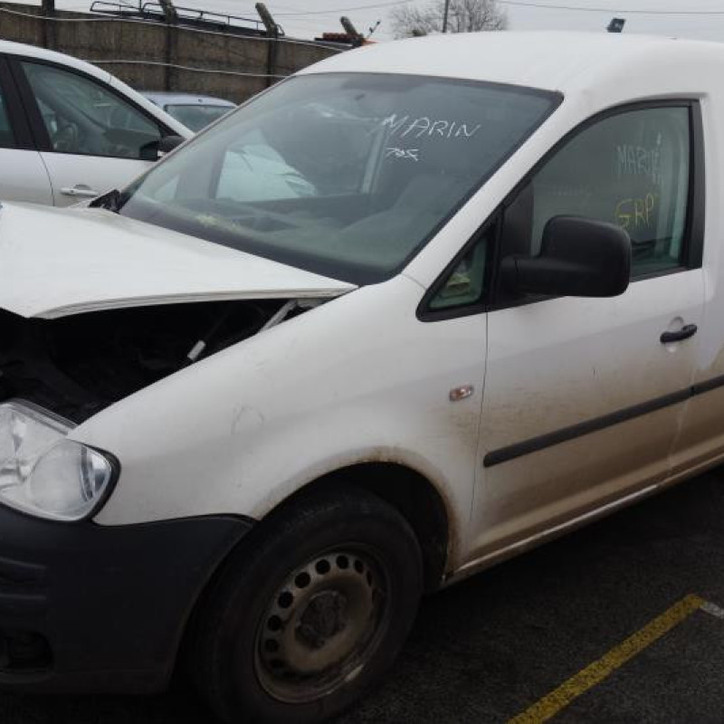 Attache ceinture avant droit VOLKSWAGEN CADDY 3 Photo n°4