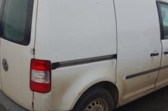 Attache ceinture avant droit VOLKSWAGEN CADDY 3