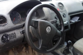 Attache ceinture avant droit VOLKSWAGEN CADDY 3