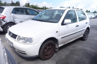 Ceinture arriere gauche VOLKSWAGEN POLO 3