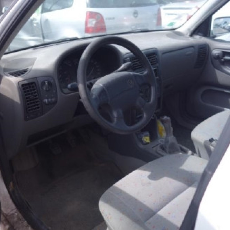 Ceinture arriere gauche VOLKSWAGEN POLO 3 Photo n°8