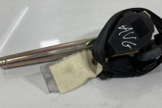 Pretensionneur de ceinture avant gauche VOLKSWAGEN POLO 3