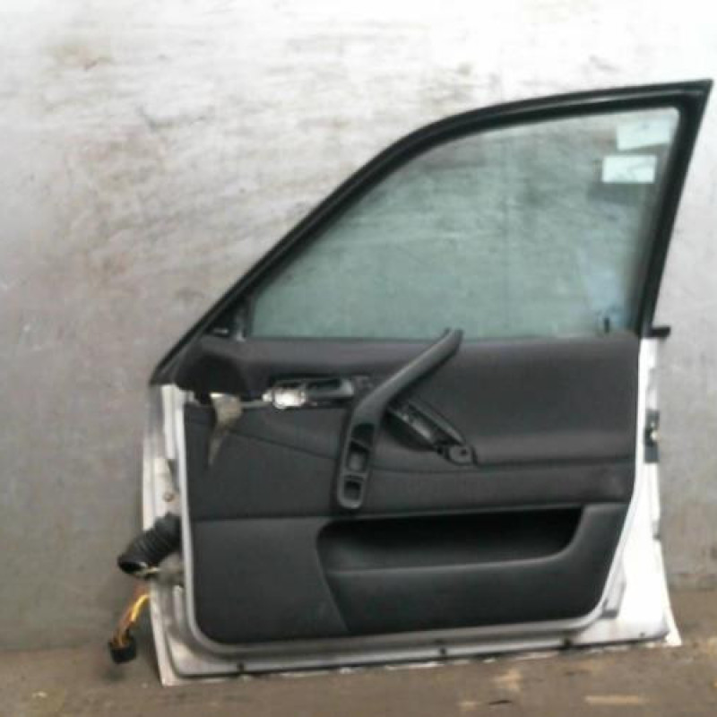 Porte avant droit VOLKSWAGEN PASSAT 3 Photo n°2