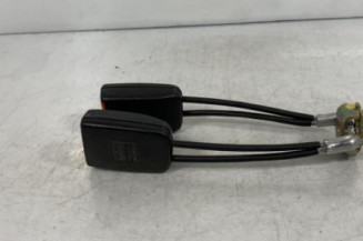 Attache ceinture arriere droit VOLKSWAGEN PASSAT 3
