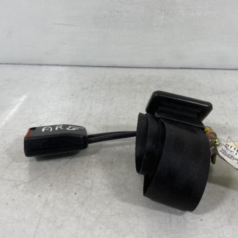 Attache ceinture arriere gauche VOLKSWAGEN PASSAT 3 Photo n°3